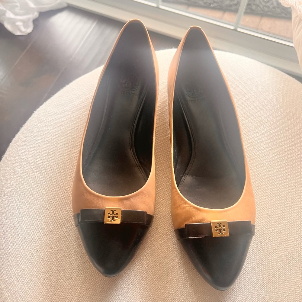 Tory Burch flats size 9